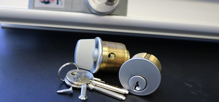 Commercial Lock Installation Willows
